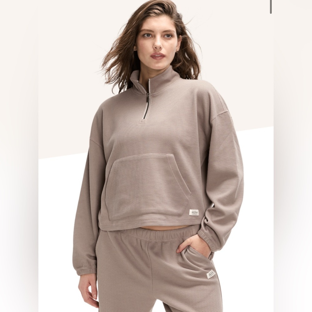NWT - PELOTON Waffle Mock Neck ¼ Zip - Tan